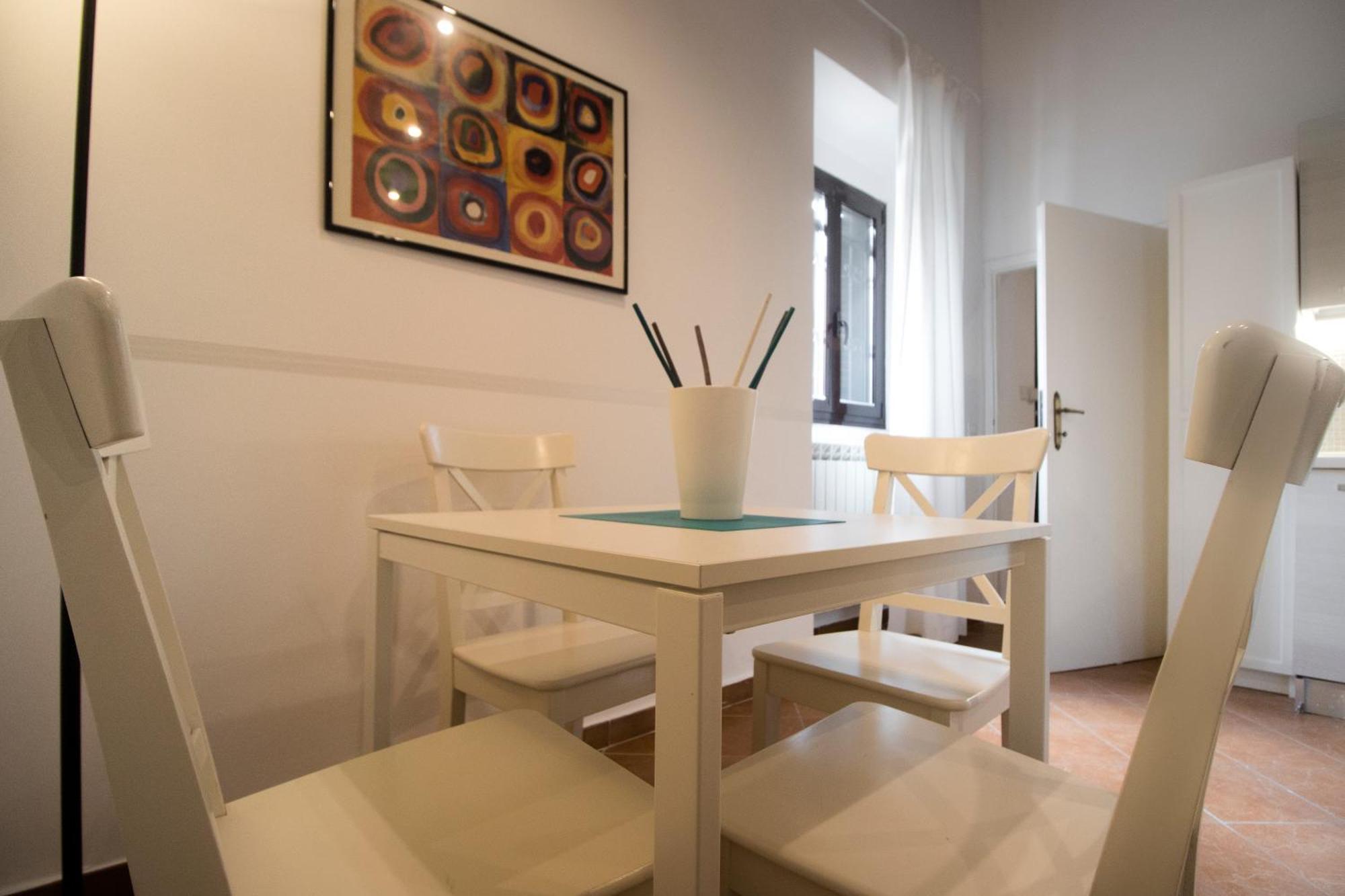 Апартаменты Casa Q163A Tuscolana Next To Metro Рим Экстерьер фото